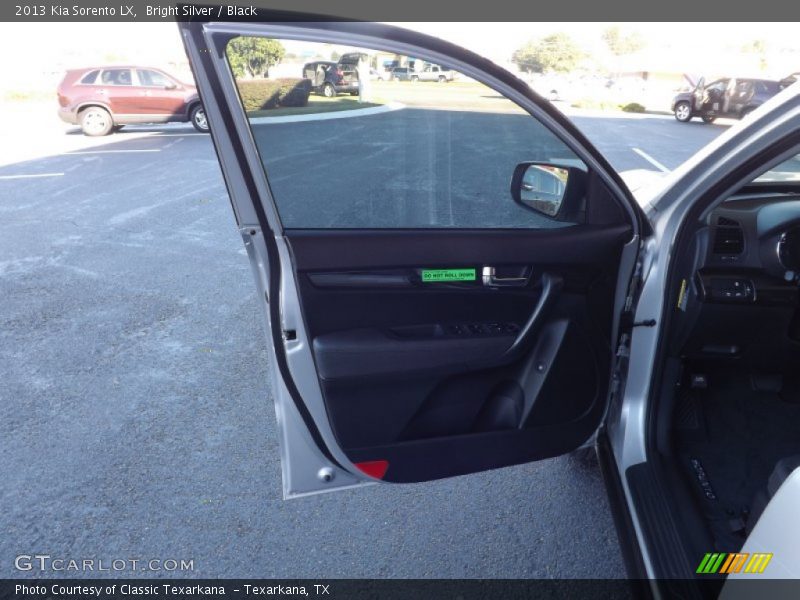 Bright Silver / Black 2013 Kia Sorento LX