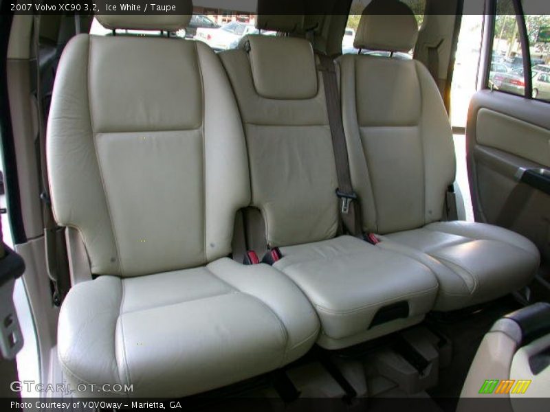 Ice White / Taupe 2007 Volvo XC90 3.2