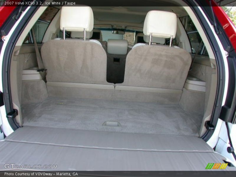 Ice White / Taupe 2007 Volvo XC90 3.2