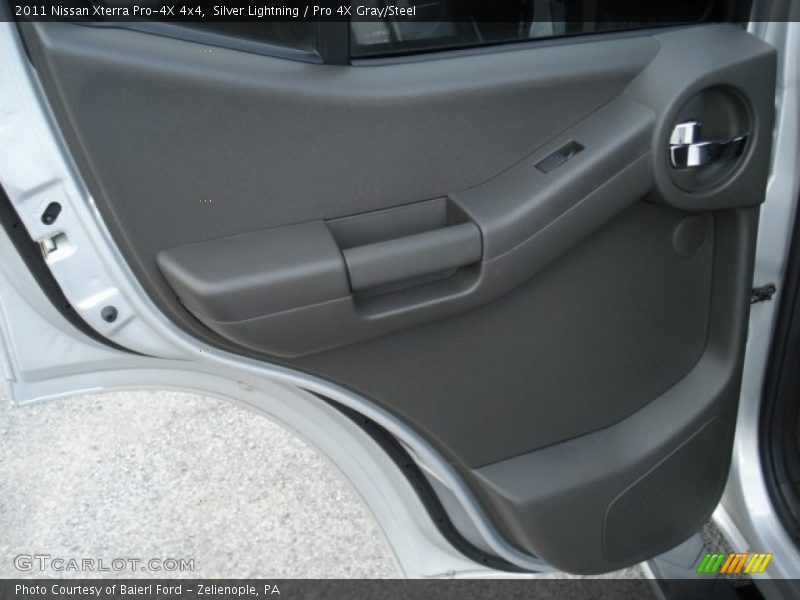 Silver Lightning / Pro 4X Gray/Steel 2011 Nissan Xterra Pro-4X 4x4