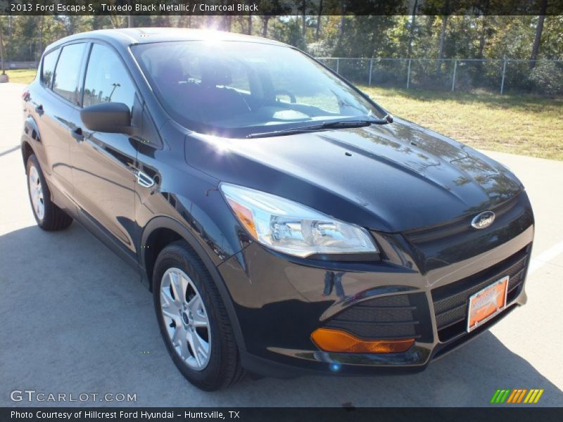 Tuxedo Black Metallic / Charcoal Black 2013 Ford Escape S