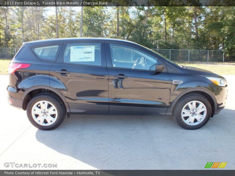 Tuxedo Black Metallic / Charcoal Black 2013 Ford Escape S