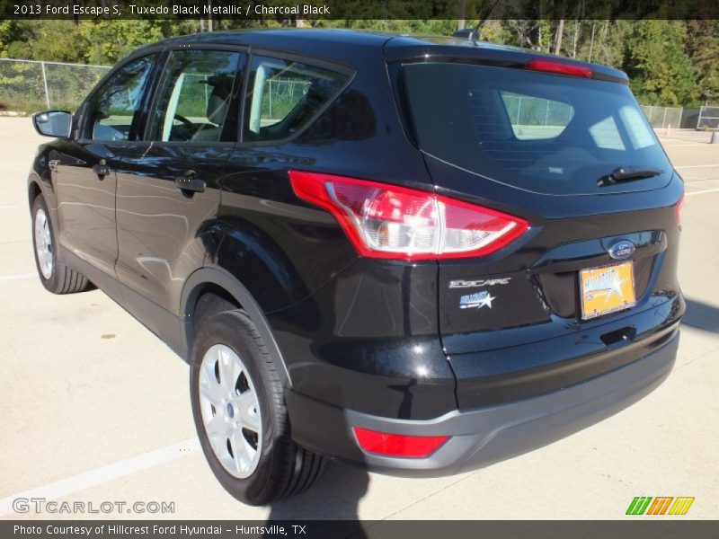 Tuxedo Black Metallic / Charcoal Black 2013 Ford Escape S