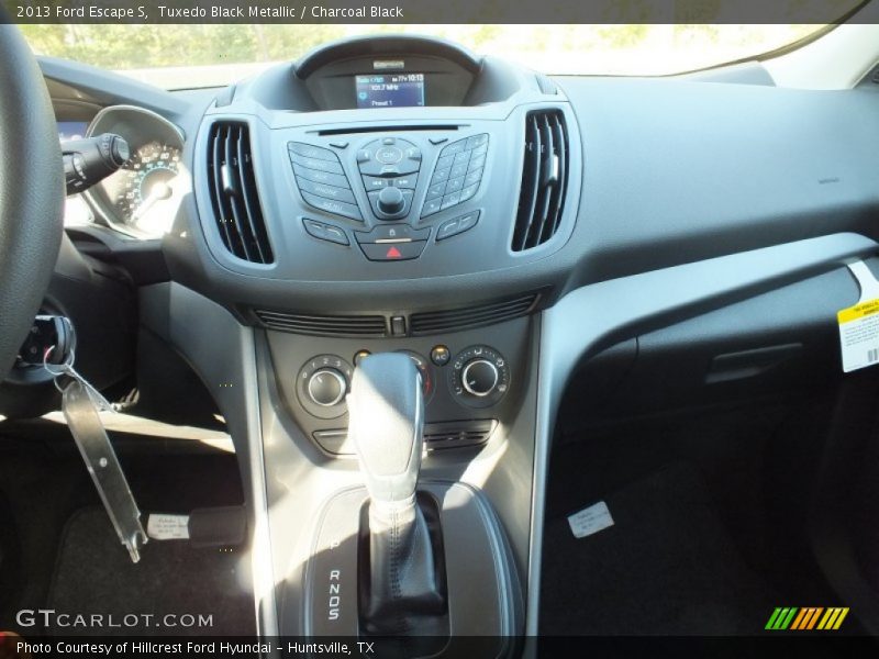 Tuxedo Black Metallic / Charcoal Black 2013 Ford Escape S
