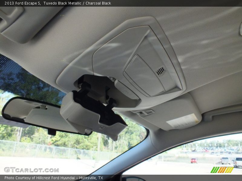 Tuxedo Black Metallic / Charcoal Black 2013 Ford Escape S