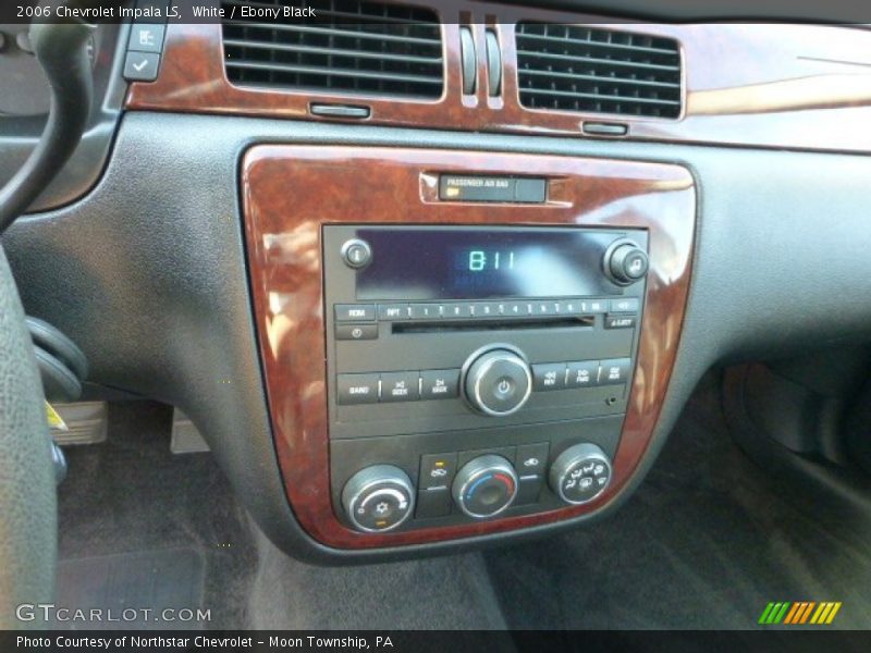 White / Ebony Black 2006 Chevrolet Impala LS