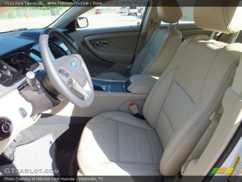 White Platinum Tri-Coat / Dune 2013 Ford Taurus SEL