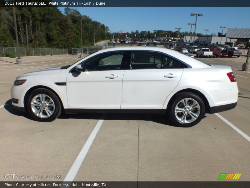 White Platinum Tri-Coat / Dune 2013 Ford Taurus SEL