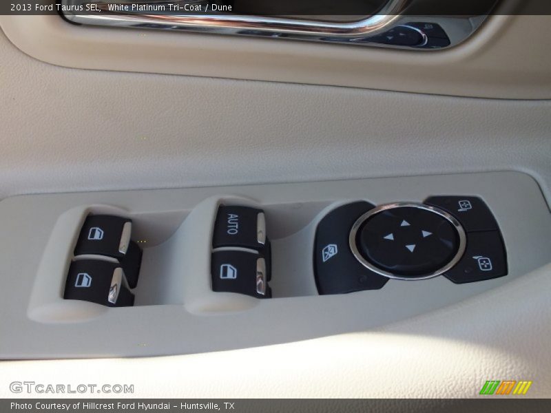 White Platinum Tri-Coat / Dune 2013 Ford Taurus SEL