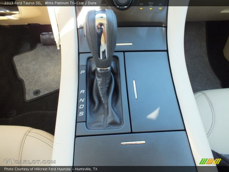 White Platinum Tri-Coat / Dune 2013 Ford Taurus SEL
