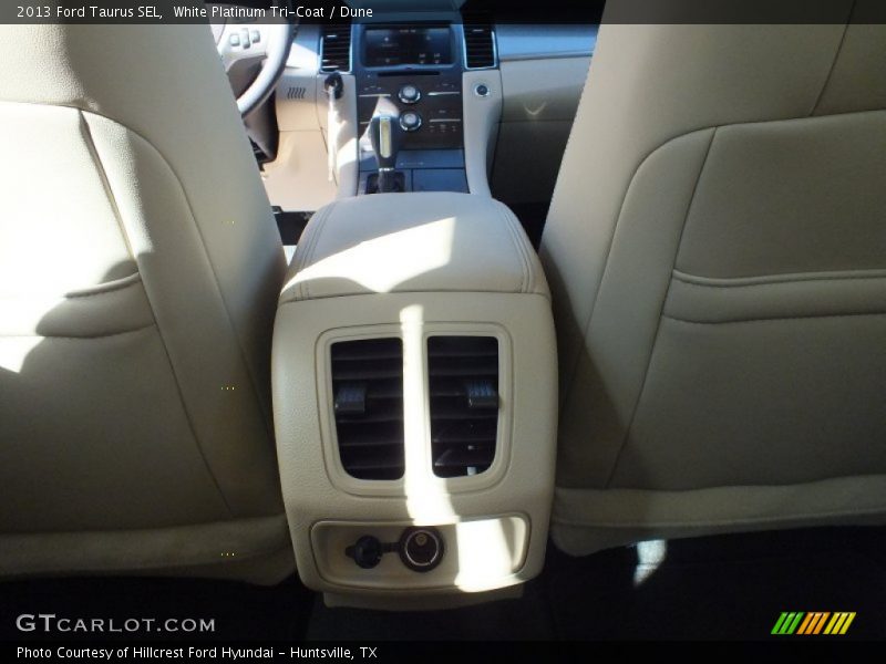 White Platinum Tri-Coat / Dune 2013 Ford Taurus SEL