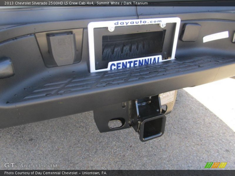 Summit White / Dark Titanium 2013 Chevrolet Silverado 2500HD LS Crew Cab 4x4