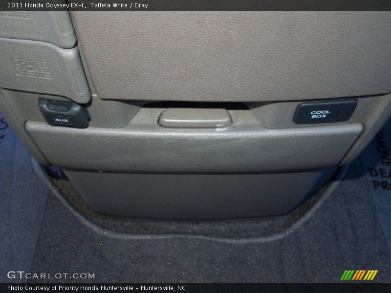 Taffeta White / Gray 2011 Honda Odyssey EX-L