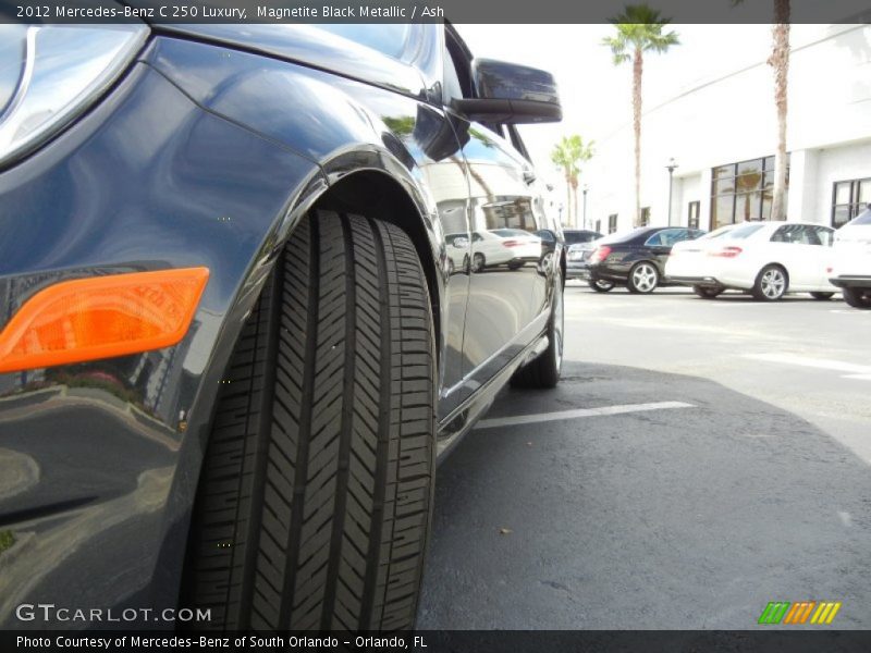 Magnetite Black Metallic / Ash 2012 Mercedes-Benz C 250 Luxury