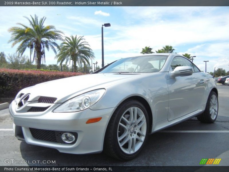 Front 3/4 View of 2009 SLK 300 Roadster