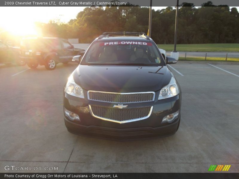 Cyber Gray Metallic / Cashmere/Ebony 2009 Chevrolet Traverse LTZ