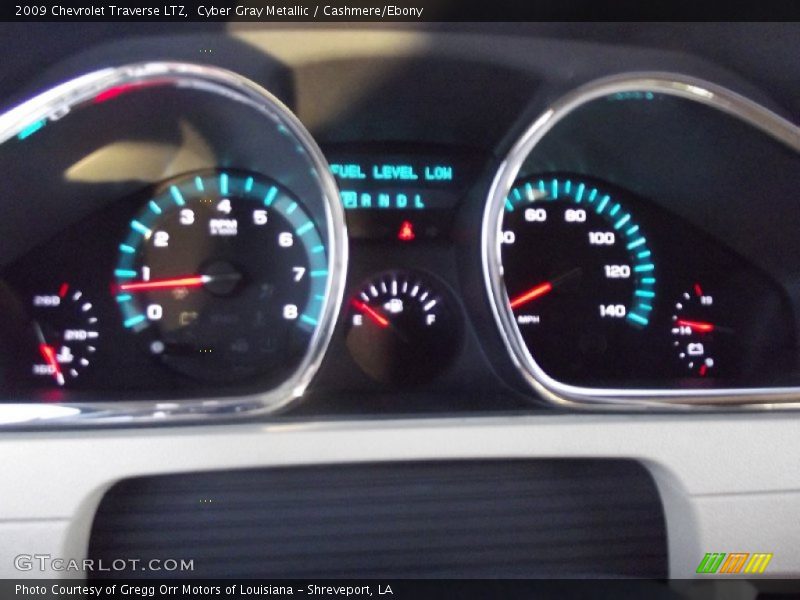 Cyber Gray Metallic / Cashmere/Ebony 2009 Chevrolet Traverse LTZ