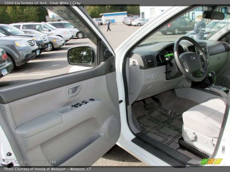 Clear White / Gray 2009 Kia Sorento LX 4x4