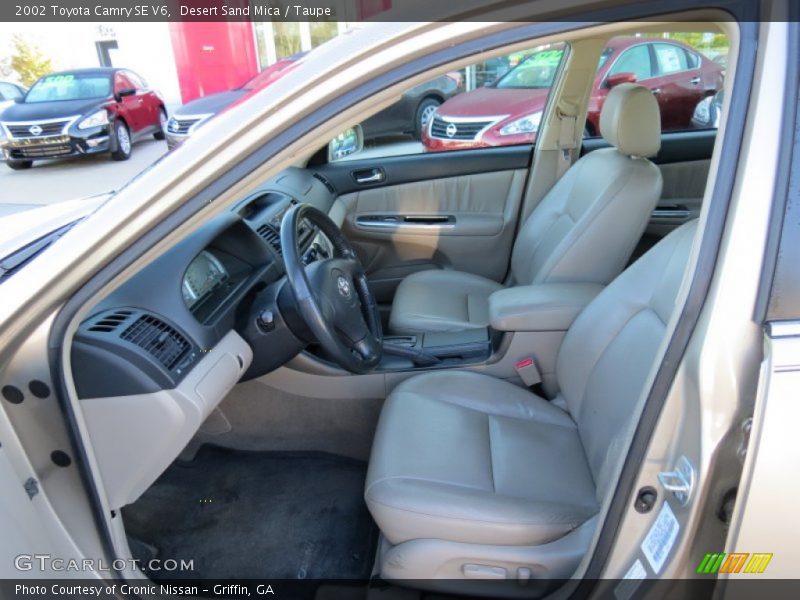 Desert Sand Mica / Taupe 2002 Toyota Camry SE V6
