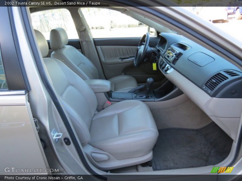 Desert Sand Mica / Taupe 2002 Toyota Camry SE V6