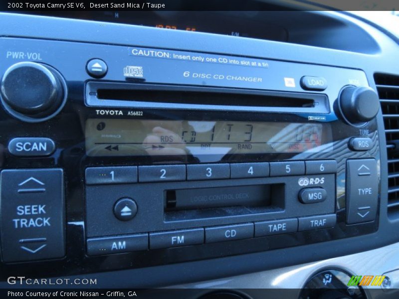 Desert Sand Mica / Taupe 2002 Toyota Camry SE V6