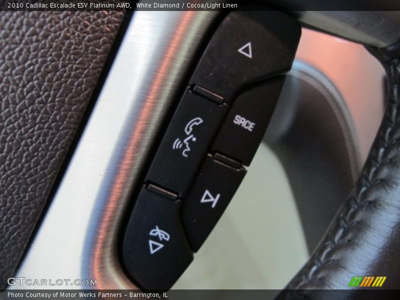 Controls of 2010 Escalade ESV Platinum AWD