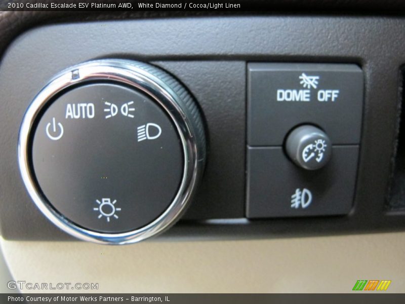 Controls of 2010 Escalade ESV Platinum AWD