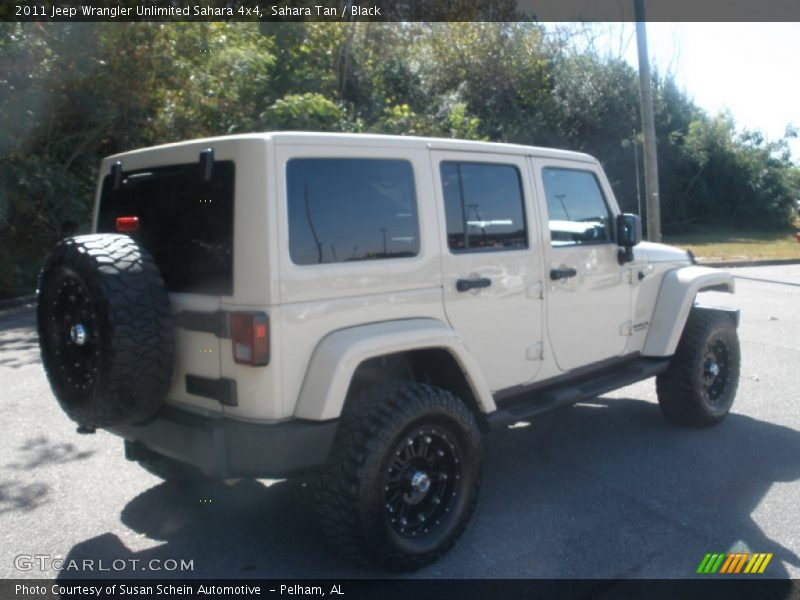 Sahara Tan / Black 2011 Jeep Wrangler Unlimited Sahara 4x4