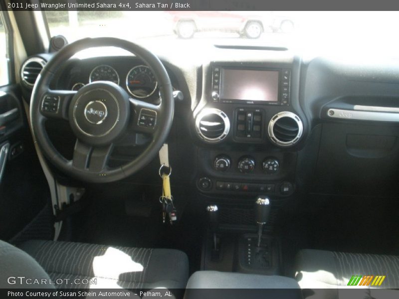 Sahara Tan / Black 2011 Jeep Wrangler Unlimited Sahara 4x4