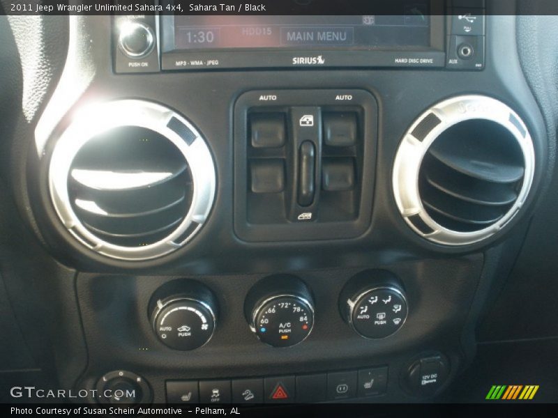 Sahara Tan / Black 2011 Jeep Wrangler Unlimited Sahara 4x4
