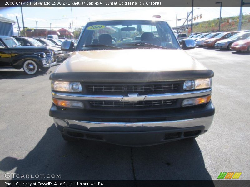 Sunset Gold Metallic / Graphite 2000 Chevrolet Silverado 1500 Z71 Regular Cab 4x4