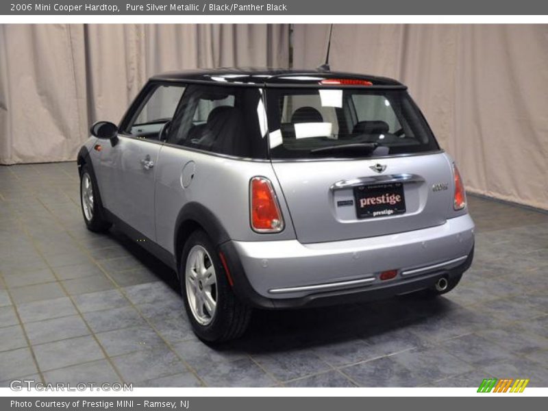 Pure Silver Metallic / Black/Panther Black 2006 Mini Cooper Hardtop