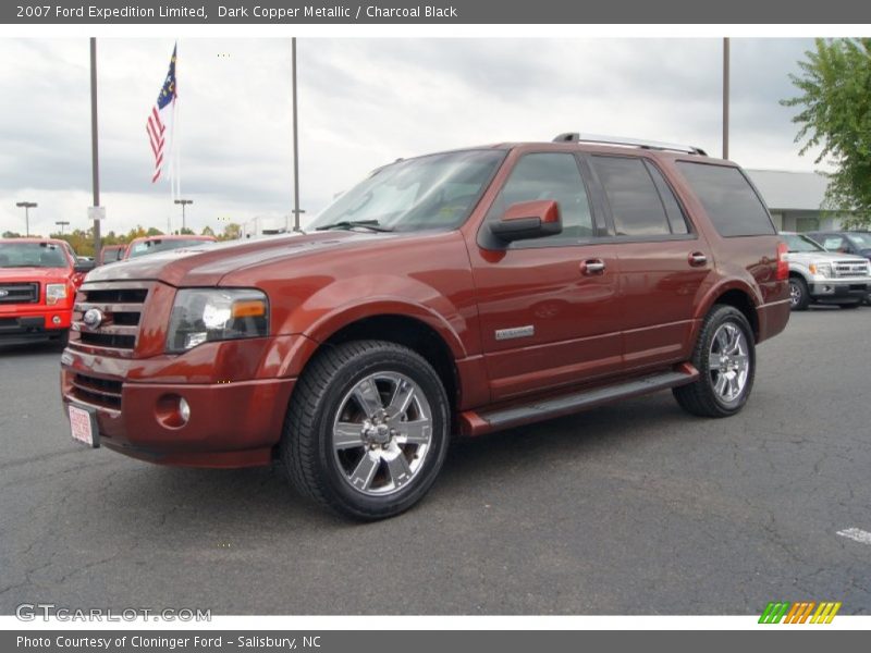 Front 3/4 View of 2007 Expedition Limited