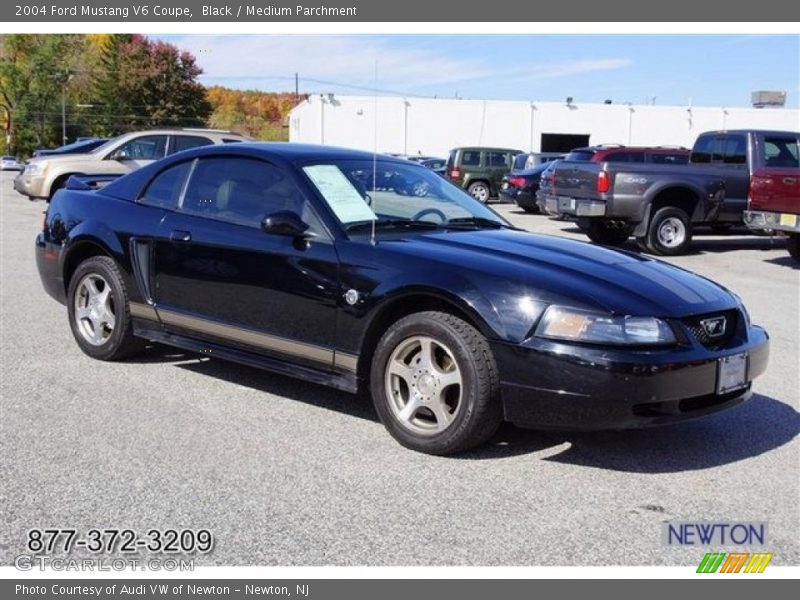 Black / Medium Parchment 2004 Ford Mustang V6 Coupe