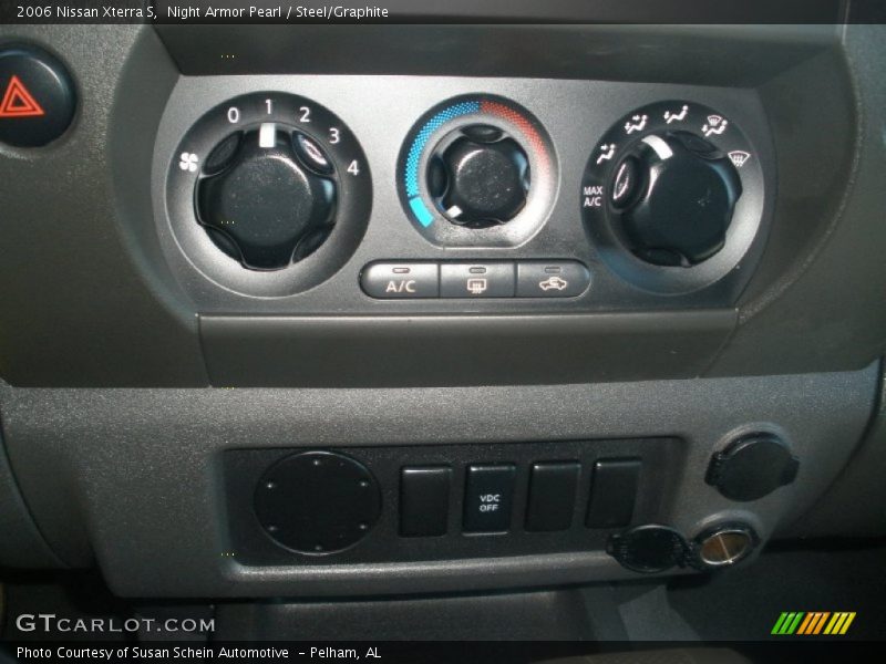 Night Armor Pearl / Steel/Graphite 2006 Nissan Xterra S