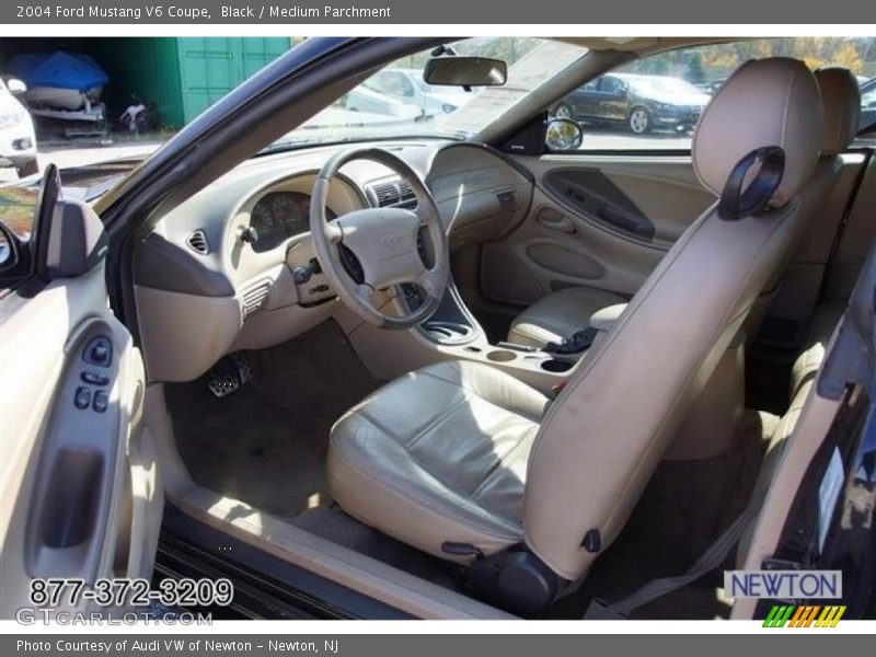 Black / Medium Parchment 2004 Ford Mustang V6 Coupe