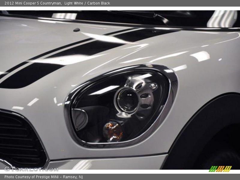 Light White / Carbon Black 2012 Mini Cooper S Countryman