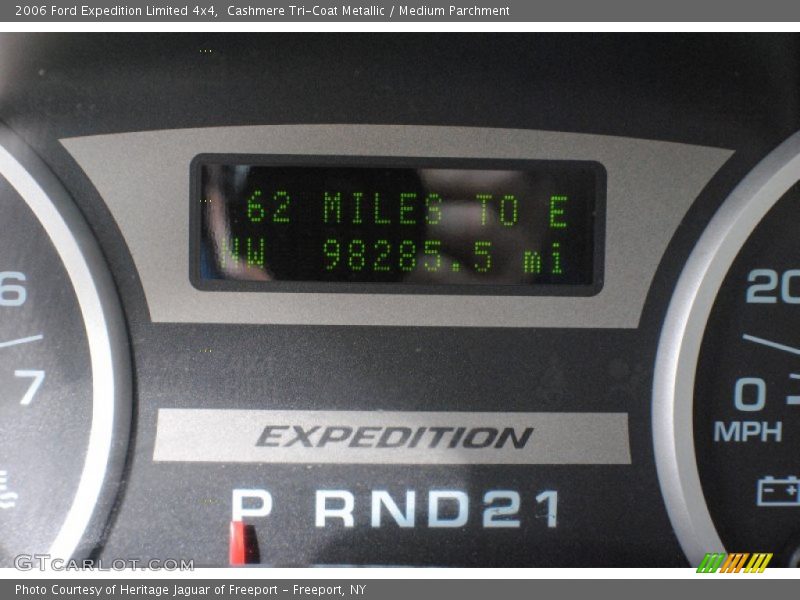 Cashmere Tri-Coat Metallic / Medium Parchment 2006 Ford Expedition Limited 4x4