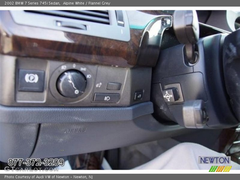 Alpine White / Flannel Grey 2002 BMW 7 Series 745i Sedan