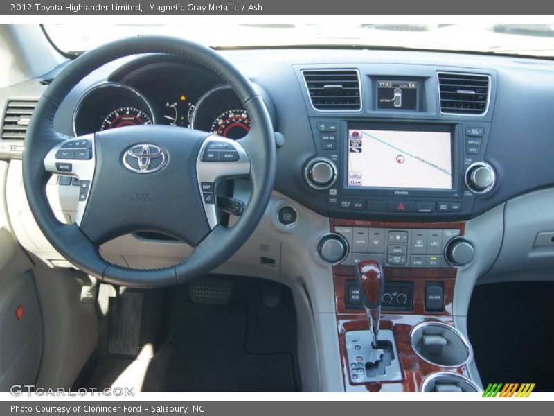 Magnetic Gray Metallic / Ash 2012 Toyota Highlander Limited