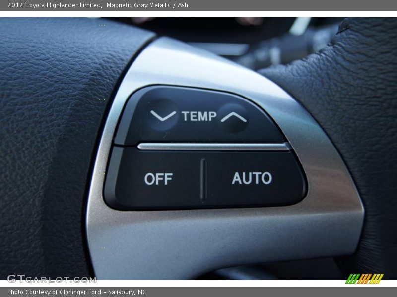 Magnetic Gray Metallic / Ash 2012 Toyota Highlander Limited