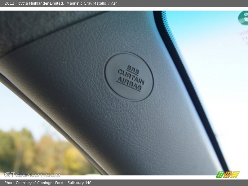 Magnetic Gray Metallic / Ash 2012 Toyota Highlander Limited