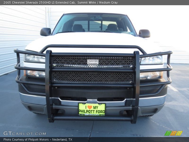 Summit White / Medium Gray 2005 Chevrolet Silverado 2500HD LS Extended Cab