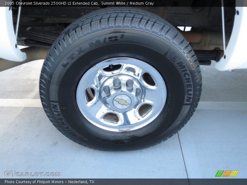 Summit White / Medium Gray 2005 Chevrolet Silverado 2500HD LS Extended Cab
