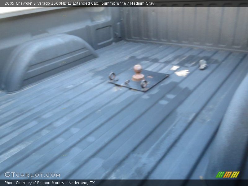 Summit White / Medium Gray 2005 Chevrolet Silverado 2500HD LS Extended Cab