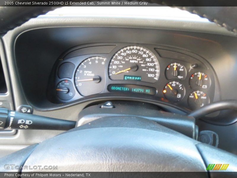 Summit White / Medium Gray 2005 Chevrolet Silverado 2500HD LS Extended Cab