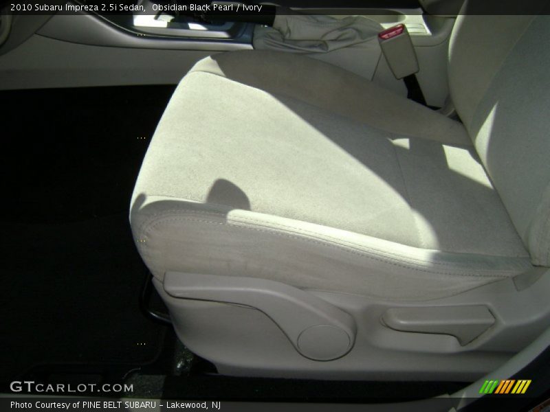 Obsidian Black Pearl / Ivory 2010 Subaru Impreza 2.5i Sedan