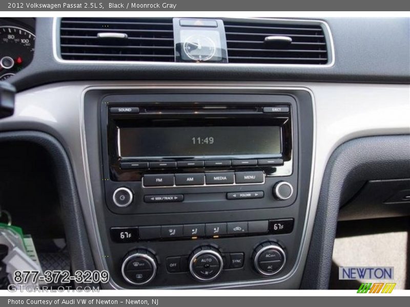 Black / Moonrock Gray 2012 Volkswagen Passat 2.5L S