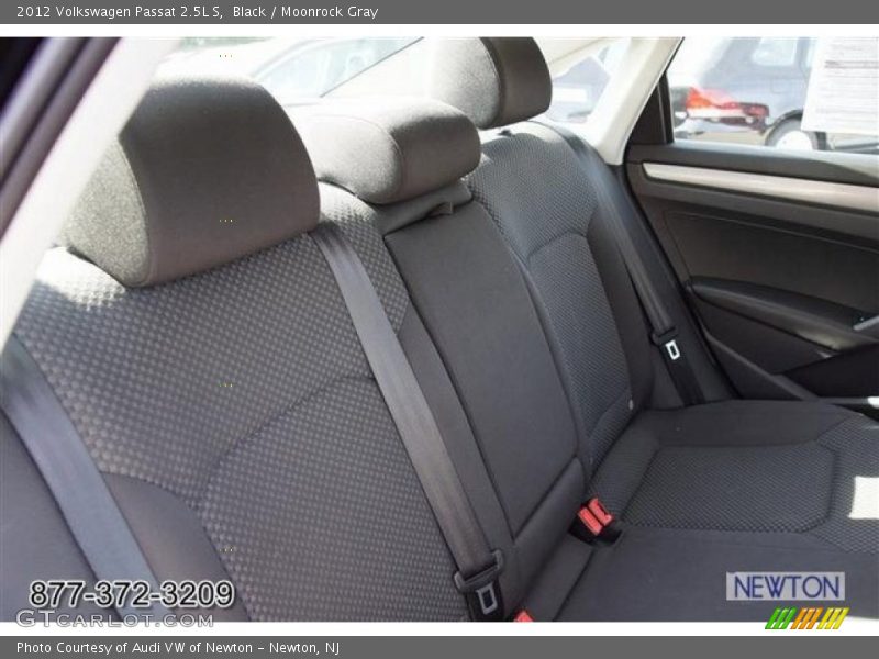 Black / Moonrock Gray 2012 Volkswagen Passat 2.5L S