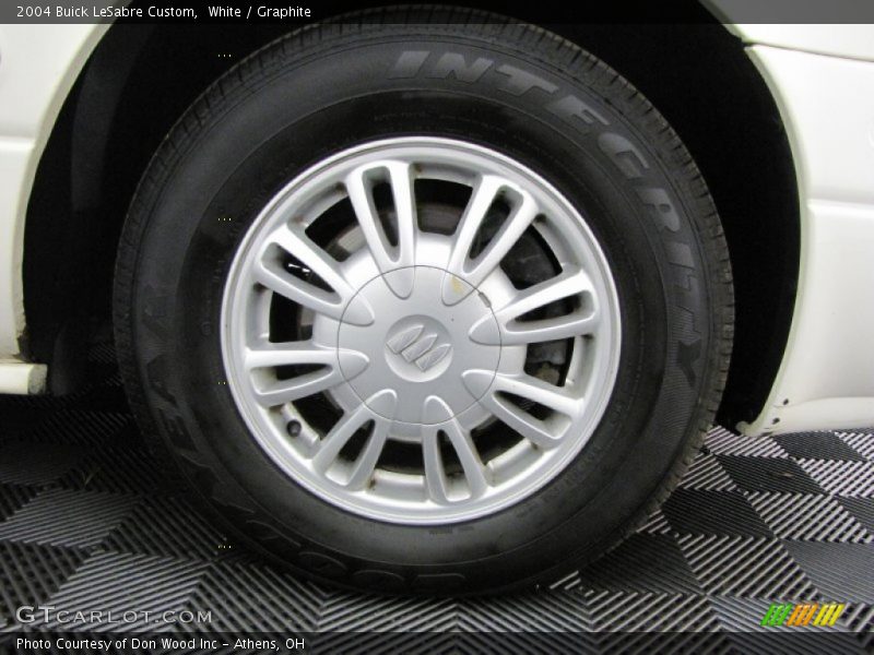 White / Graphite 2004 Buick LeSabre Custom